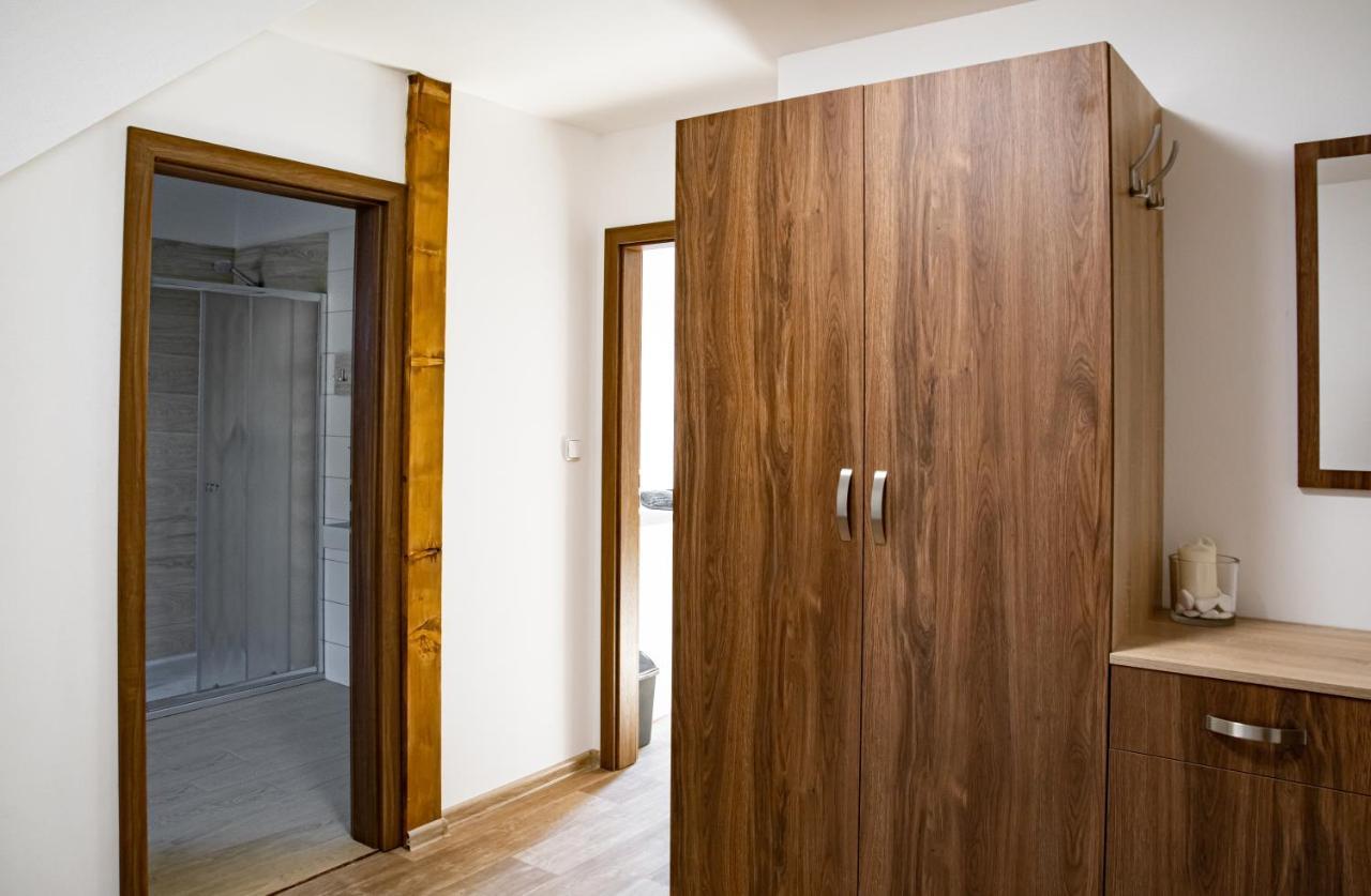 Kurojedy Apartment *